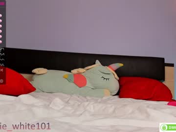 Nude girl foxhilary image #1908043