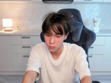 Nude man kevin_fanee image #3895868