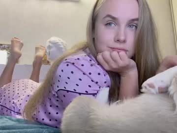 Nude girl gosssip image #3317375