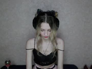 Nude girl quen_lina777 image #367702