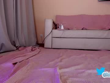 Nude girl hollyextra image #2915509