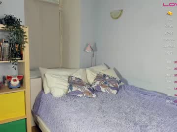 Nude girl youne_and_beautiful image #4793739