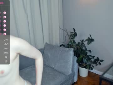 Nude girl silvergloss image #5549277