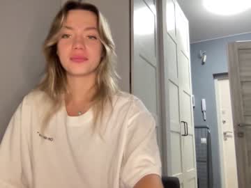 Nude girl angel_from_sky image #4837326