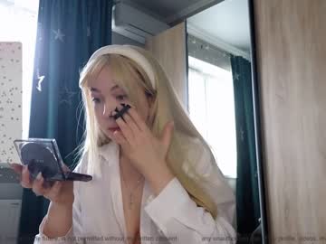 Nude girl small_blondee image #6674308