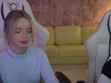 Nude couple kira0541 image #6017682