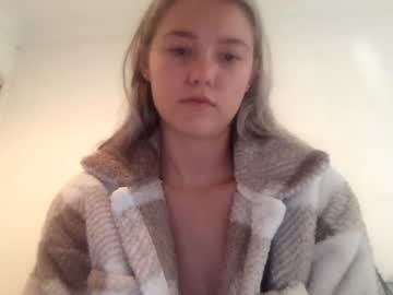 Nude girl blondee18 image #4928629