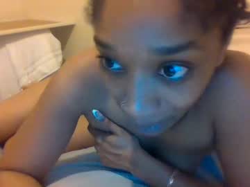 bi_guyforfun nude cam