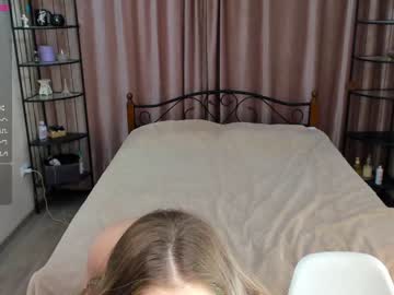 leeloo_0 nude cam