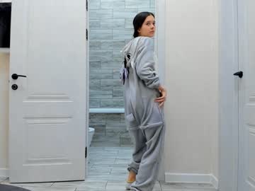 Nude girl emilybatee image #3926597