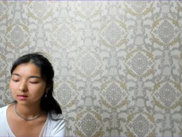 Nude girl shy__kira image #5018980