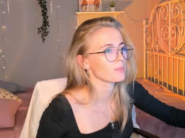 Nude girl linellali image #2454983