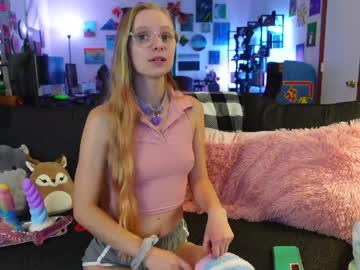 Nude girl emmasky69 image #2873885