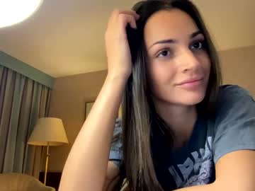 Nude girl toocutetohandle image #2581156