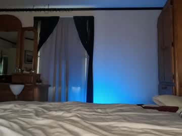 Nude couple ari_lovexo image #4599173