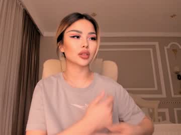 Nude girl bae_suz image #1329062