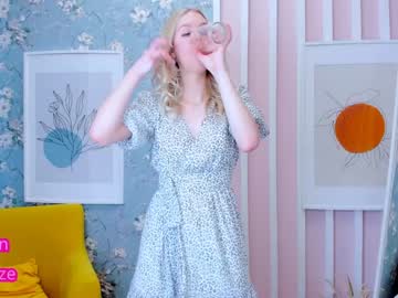 Nude girl c_a_s_s_i_e image #4086941