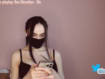 Nude girl hollyextra image #2075938