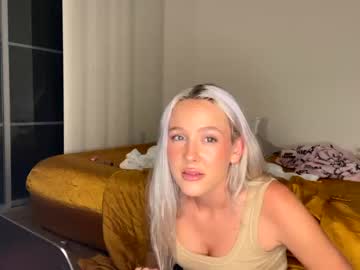 Nude girl islandbarbiee image #4221400