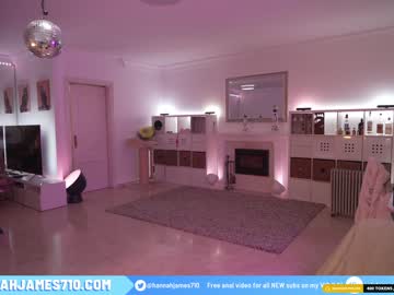 Nude girl hannahjames710 image #1489071