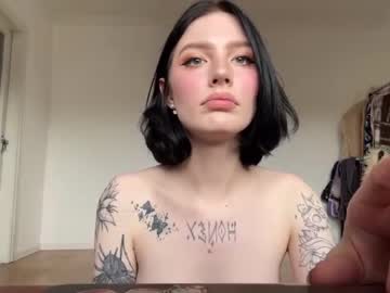 Nude tranny evelynforever image #4394215