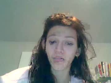 squirting_diamonds nude cam