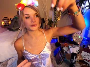 Nude girl phoenix_taylor image #211914