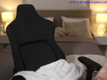 Nude girl smileyouarehere image #3370527