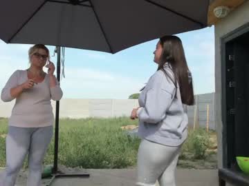 Nude couple juliana35 image #1722010