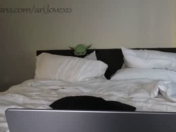 Nude couple ari_lovexo image #3891809