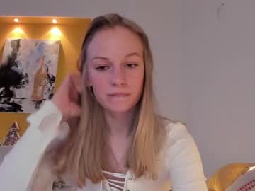 Nude girl magic_couple13 image #5994405