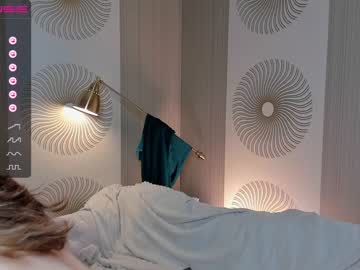 Nude girl happiness_call image #4603611