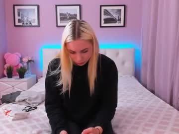 Nude girl mayla_collen image #1800508