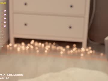 Nude girl mia_milagros image #3248376