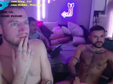 Nude man king_cal_ image #6610991