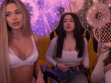 Nude couple kira0541 image #3611820