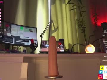 Nude girl kronniekray image #4530046