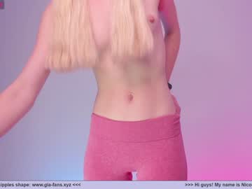 Nude girl girl_i_am image #2951594