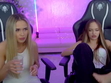 Nude couple kira0541 image #4482711