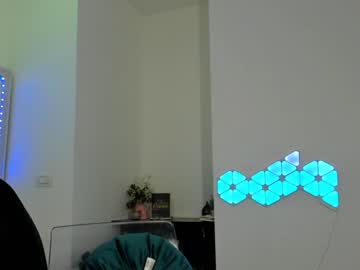 Nude girl hotfallingdevil image #2985622