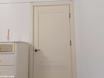 Nude girl devyale image #3936622