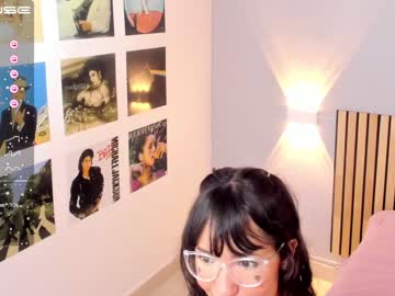 Nude girl little_effy18 image #3849417