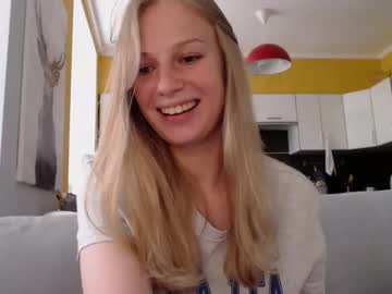 Nude girl magic_couple13 image #4568038