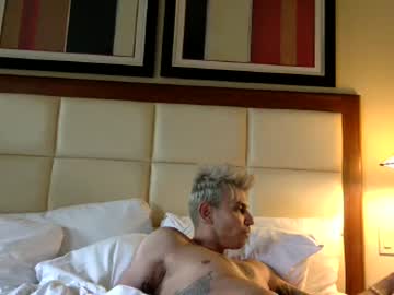 wildroomates nude cam