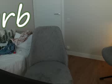 Nude girl laura_sanguinar image #3397220