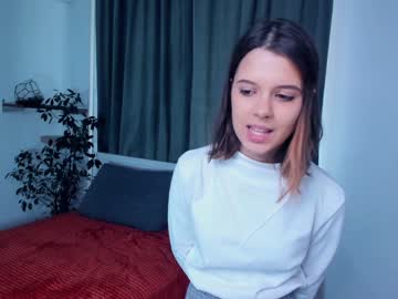 Nude girl _night_moon_ image #5741239