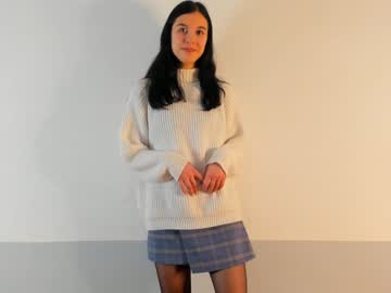 Nude girl sixkiks image #4010065