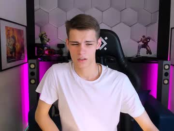 Nude man brad_bert image #4671178