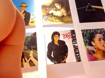 Nude girl little_effy18 image #5034202