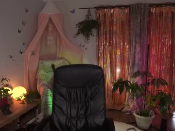 Nude girl juicyandthepussyblvd image #3872258